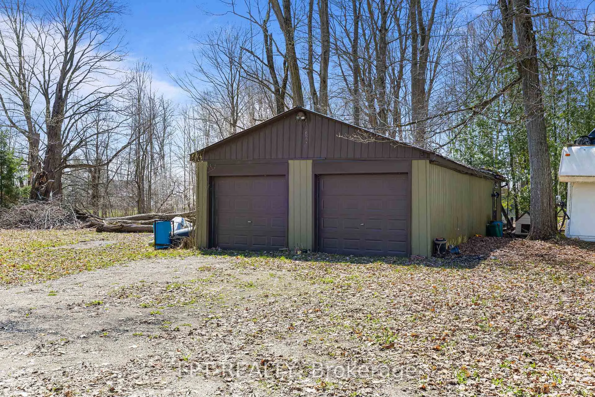 Photo 40 of 50 Concession Rd 2 W, Tiny, Rural Tiny — HOMEH