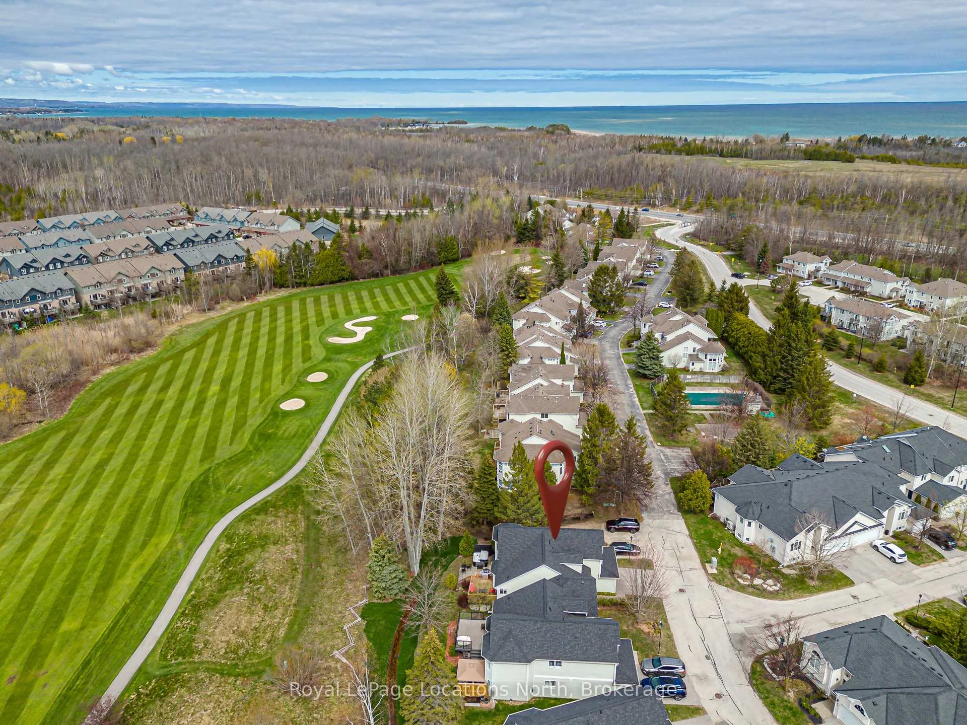 Photo 3 of 35 Barker Boulevard, Collingwood — HOMEH