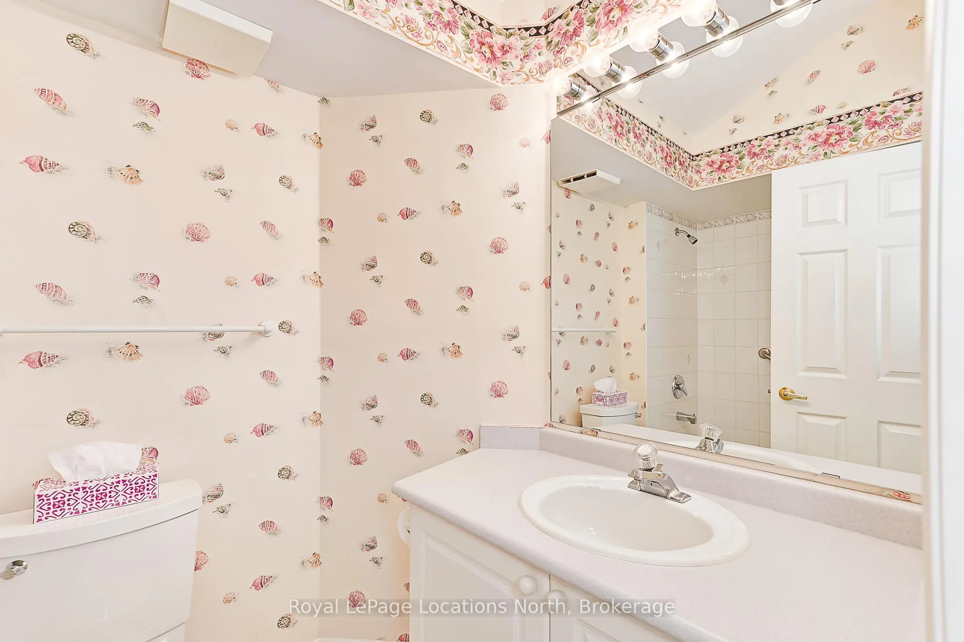 Photo 28 of 35 Barker Boulevard, Collingwood — HOMEH