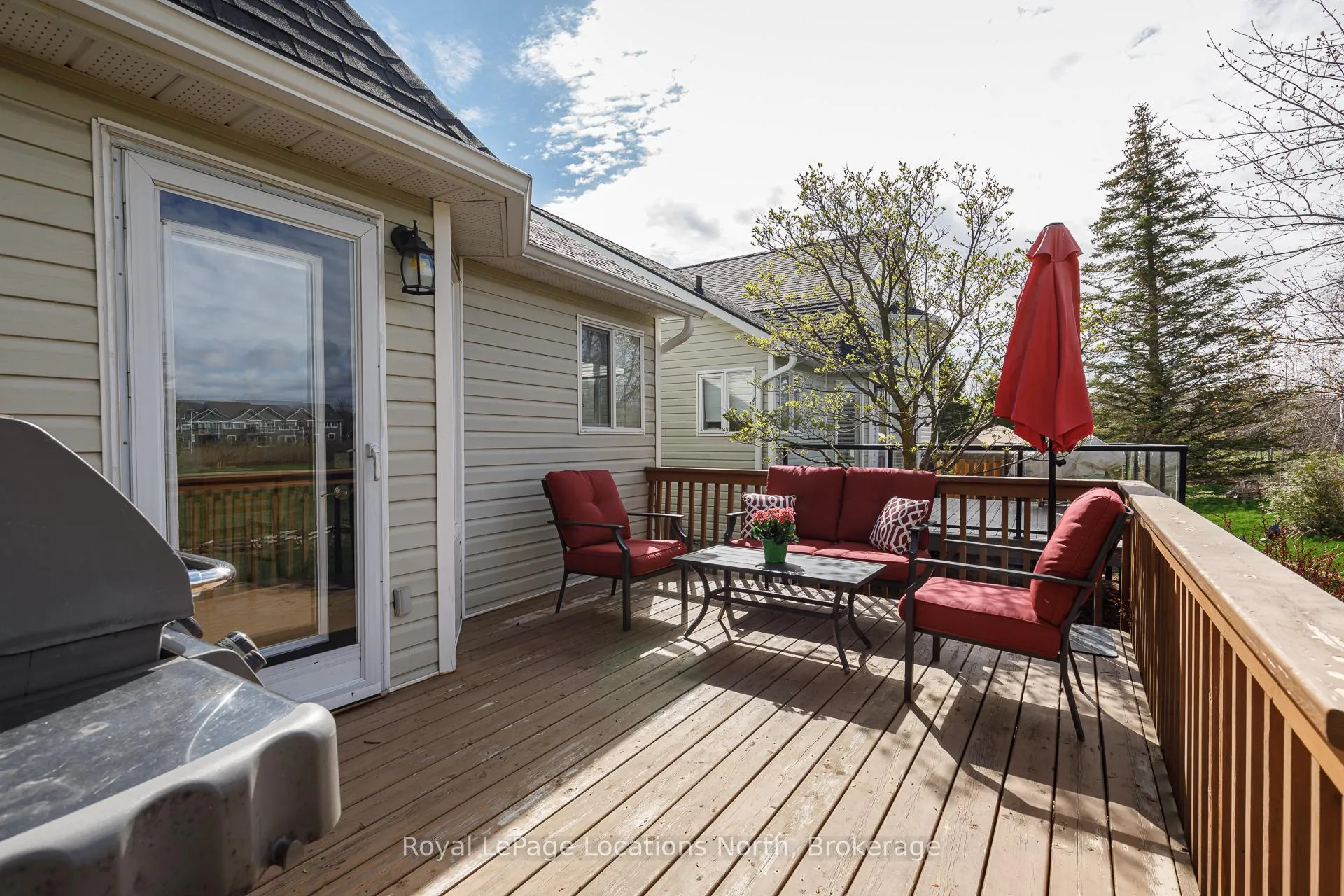Photo 36 of 35 Barker Boulevard, Collingwood — HOMEH
