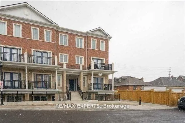 Photo 1 of Unit E09, 26 Bruce Street, Vaughan, East Woodbridge — HOMEH
