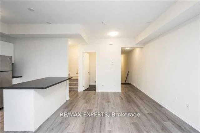 Photo 7 of Unit E09, 26 Bruce Street, Vaughan, East Woodbridge — HOMEH