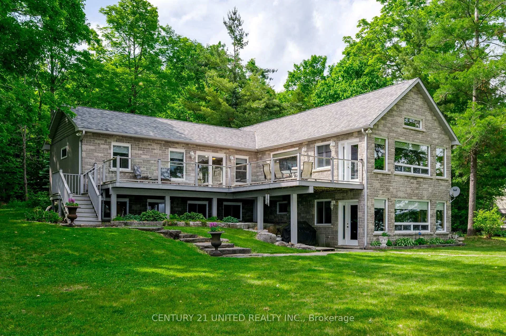 Photo of 3069 Clear Lake Road W