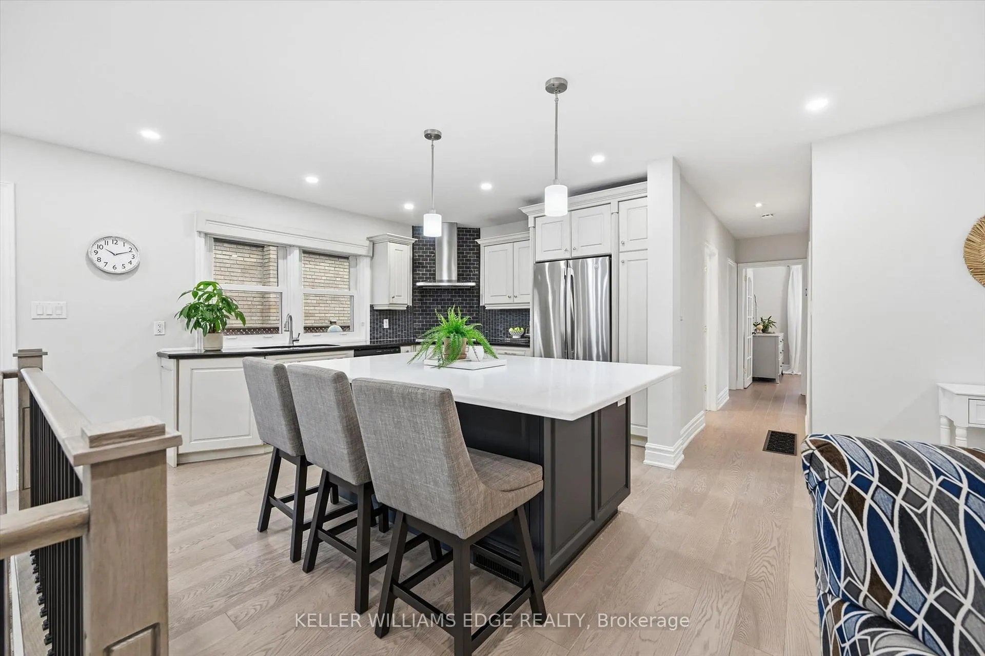Photo 12 of 1400 Olga Drive, Burlington, Brant — HOMEH