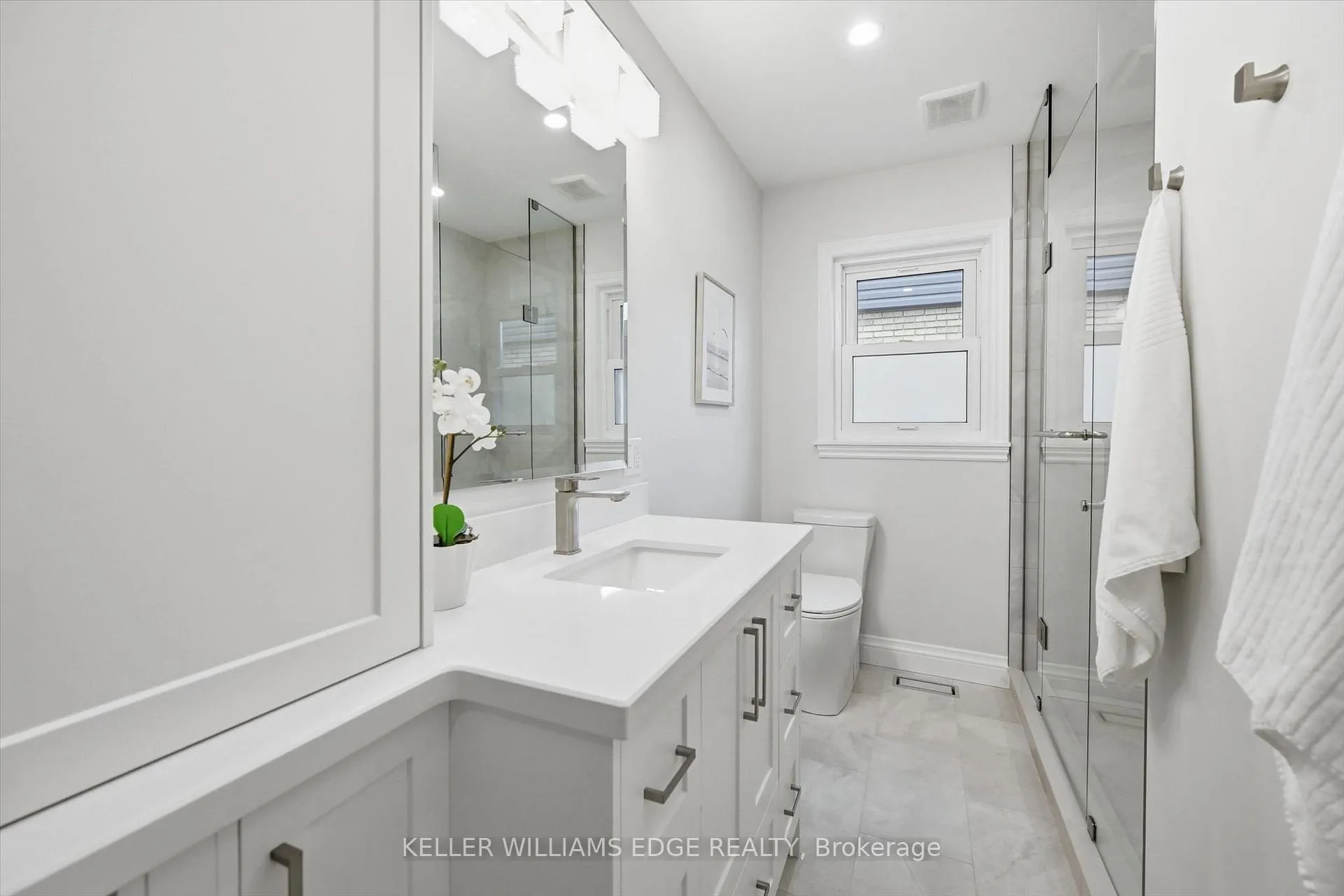 Photo 23 of 1400 Olga Drive, Burlington, Brant — HOMEH