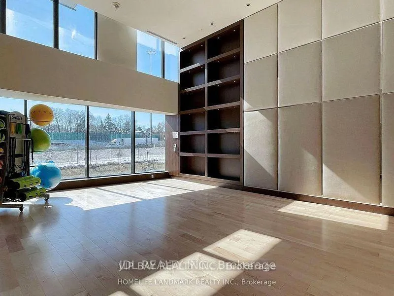 Photo 7 of Unit 710, 95 Mcmahon Drive, North York, Bayview Village — HOMEH