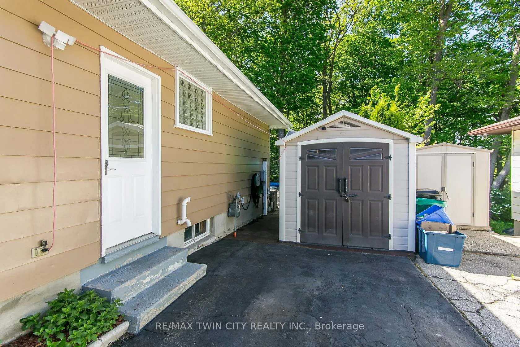 Photo 37 of 34 Blackhorne Crescent, Kitchener — HOMEH