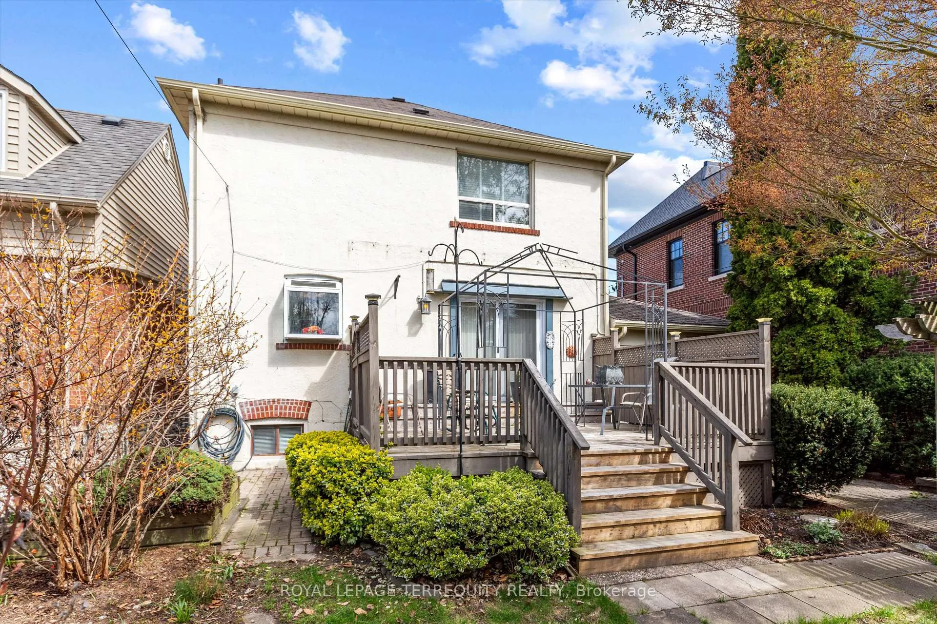 Photo 30 of 19 Bernice Avenue, Etobicoke, Stonegate-Queensway — HOMEH