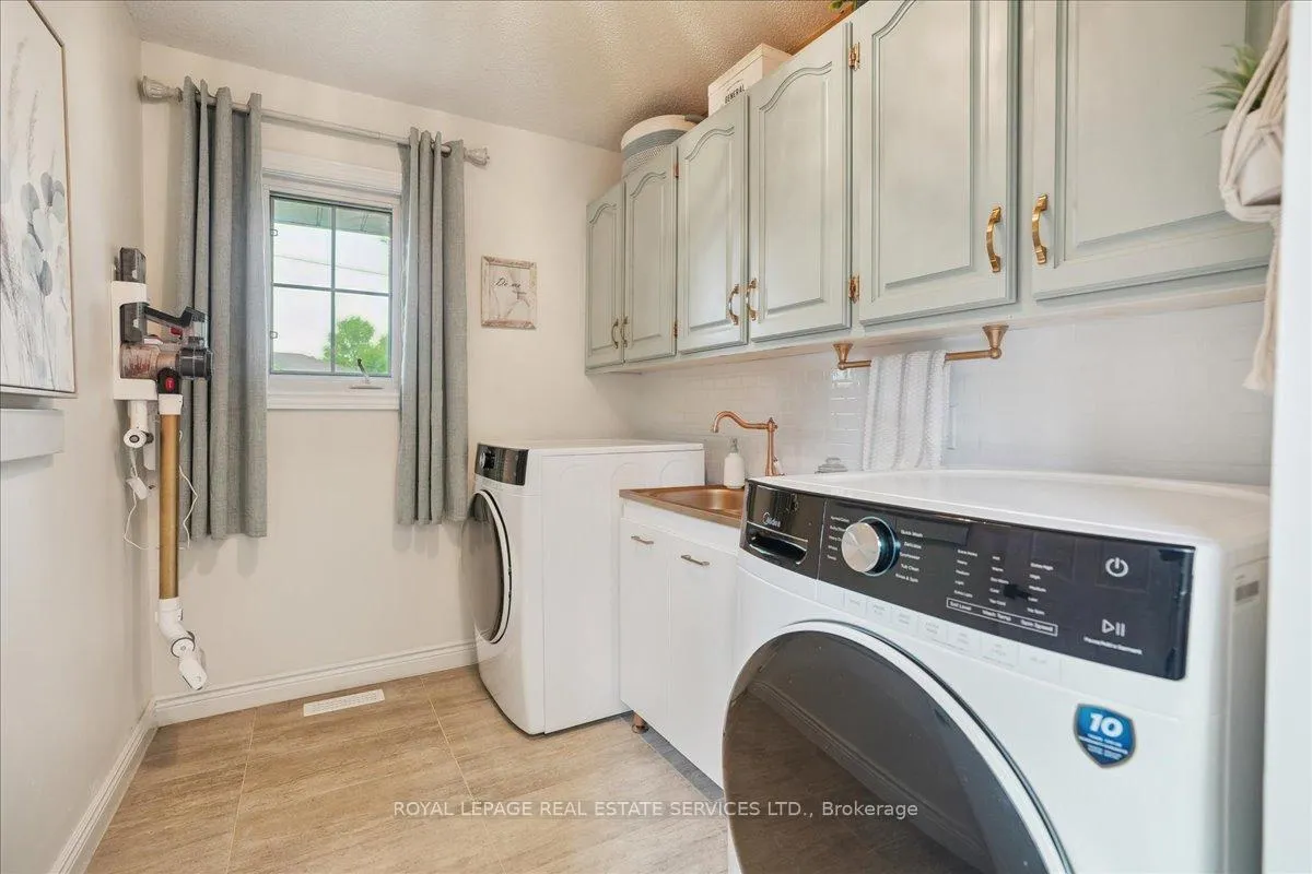 Photo 24 of 14 Dubarry Boulevard, Hamilton, Berrisfield — HOMEH