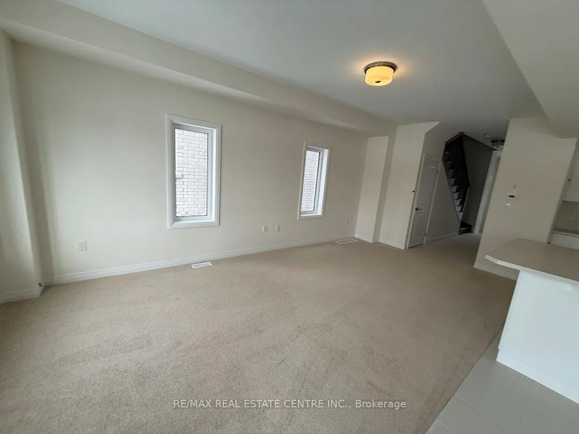 Front of Unit 76, 660 Colborne Street W