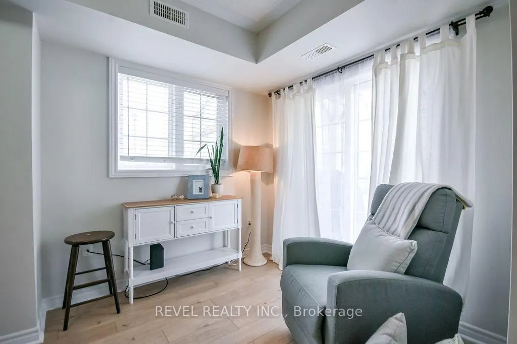 Photo 11 of Unit 5, 51 Ferndale Drive S, Barrie, Ardagh — HOMEH