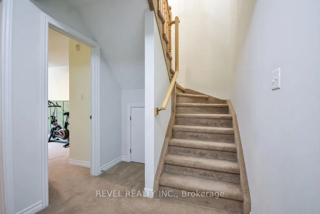 Photo 19 of Unit 5, 51 Ferndale Drive S, Barrie, Ardagh — HOMEH