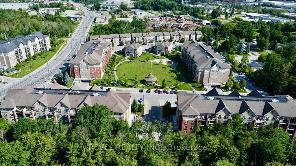 Photo 33 of Unit 5, 51 Ferndale Drive S, Barrie, Ardagh — HOMEH