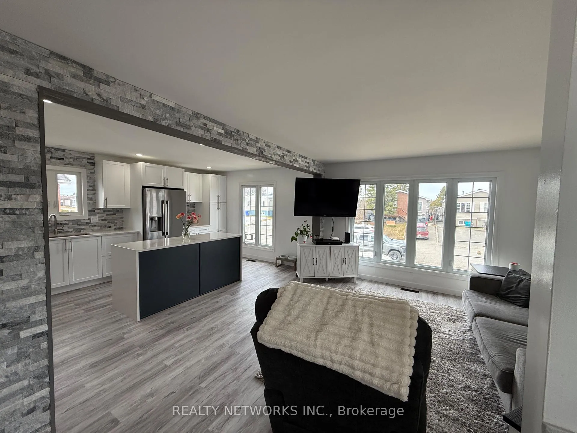 Photo 3 of 162 Timcor Crescent, Timmins, MTJ - Main Area — HOMEH