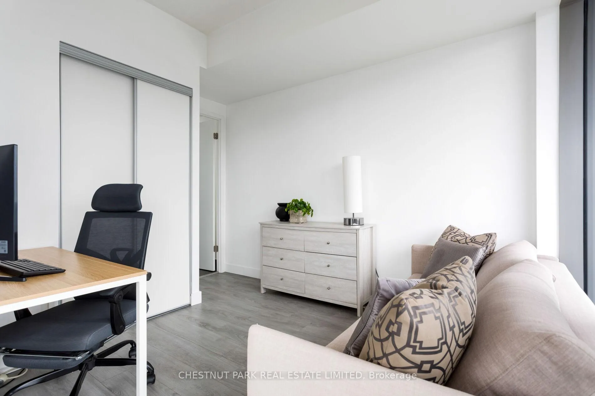 Photo 32 of Unit 1302, 70 Distillery Lane, Toronto, Waterfront Communities — HOMEH