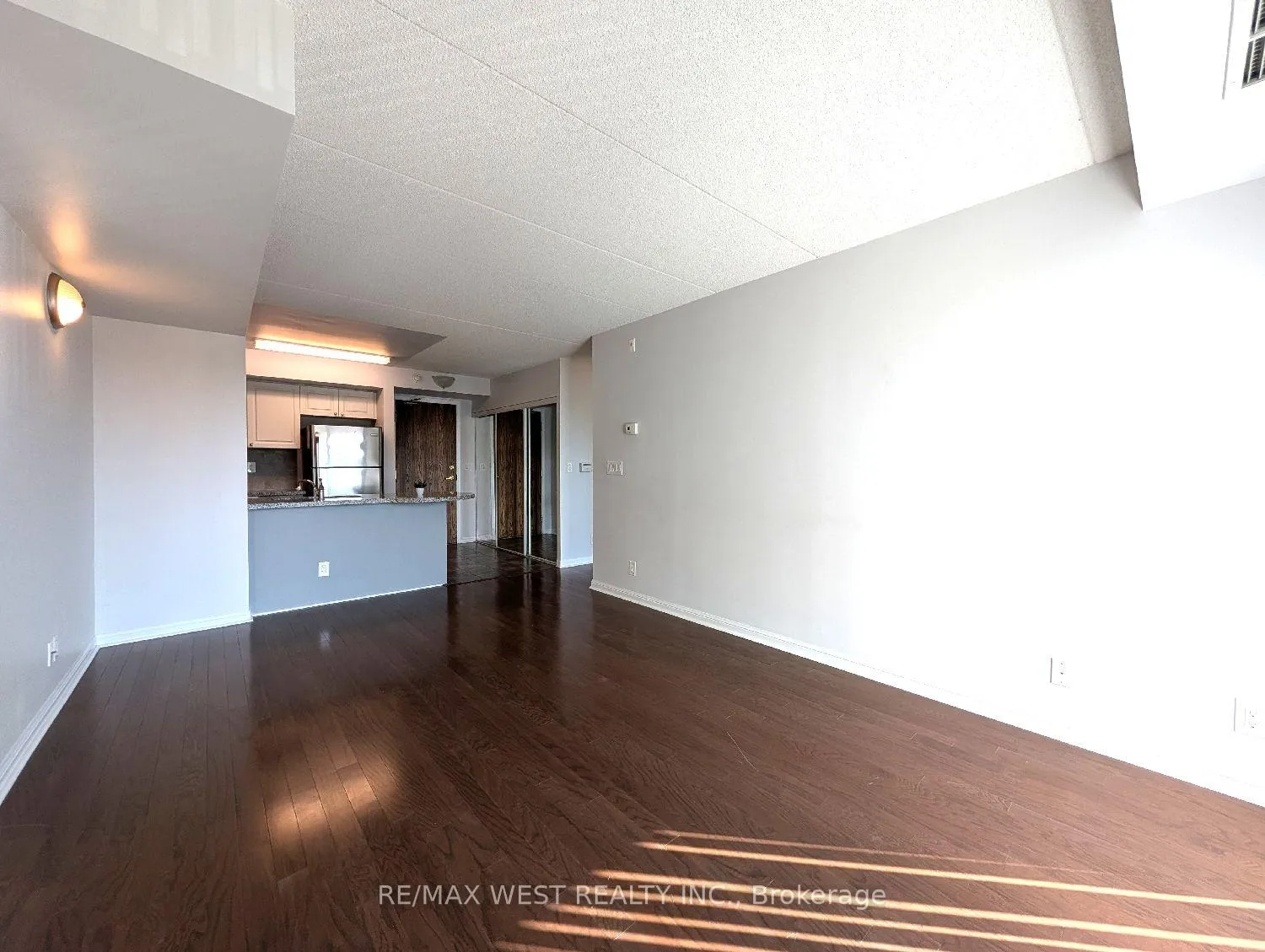 Photo 9 of Unit 203, 65 Via Rosedale, Brampton, Sandringham-Wellington — HOMEH