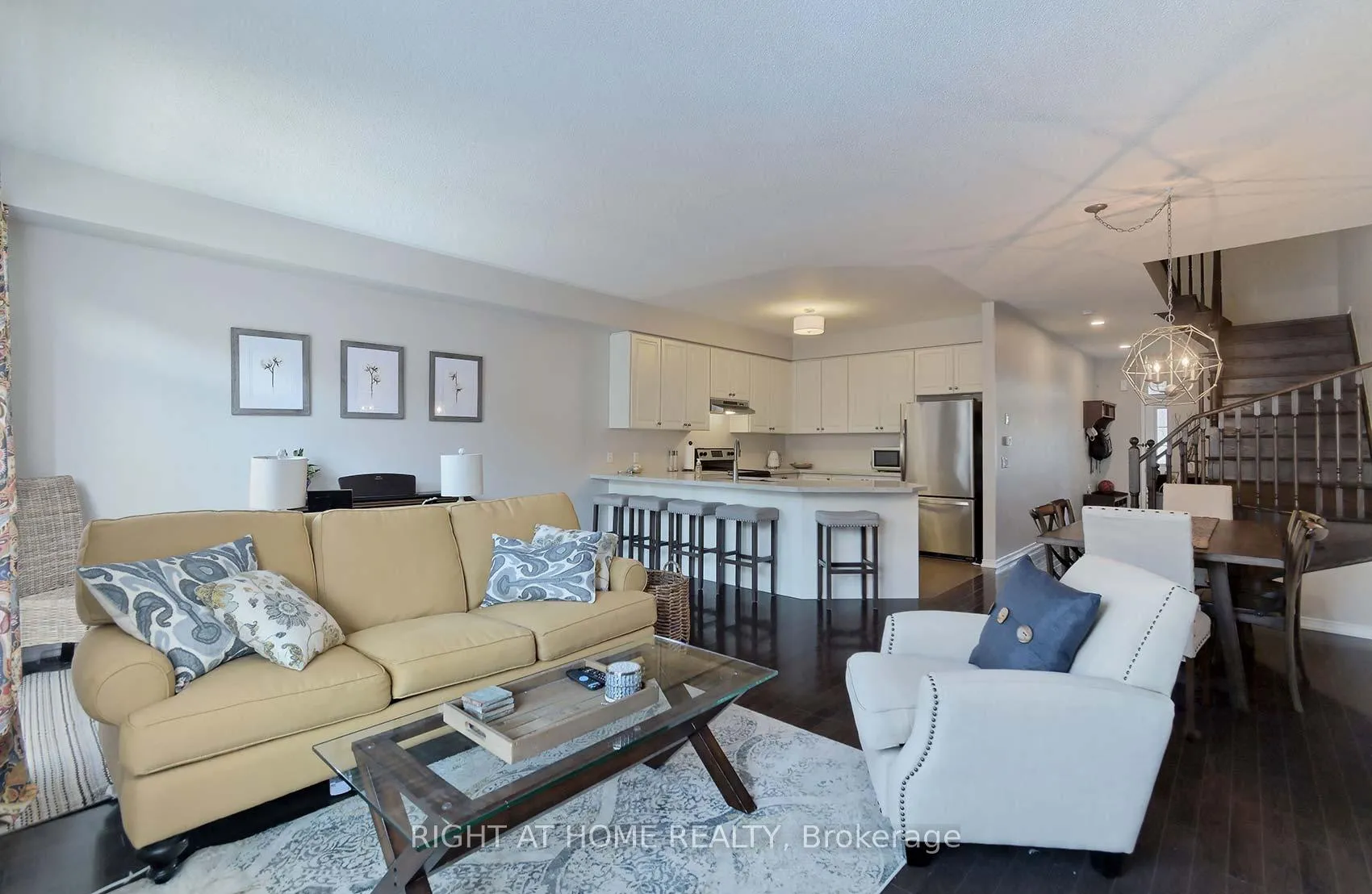 Photo 6 of 736 Farmstead Drive, Milton, Willmott — HOMEH