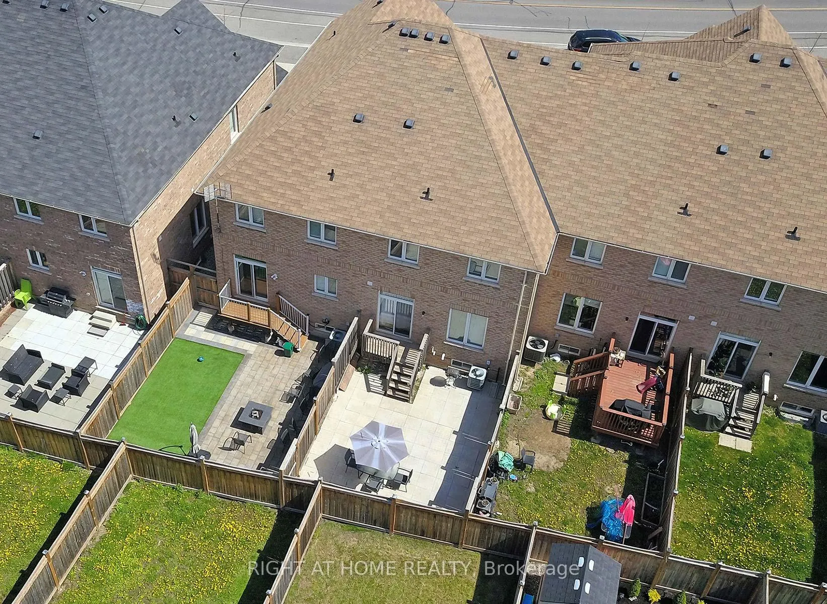 Photo 26 of 736 Farmstead Drive, Milton, Willmott — HOMEH