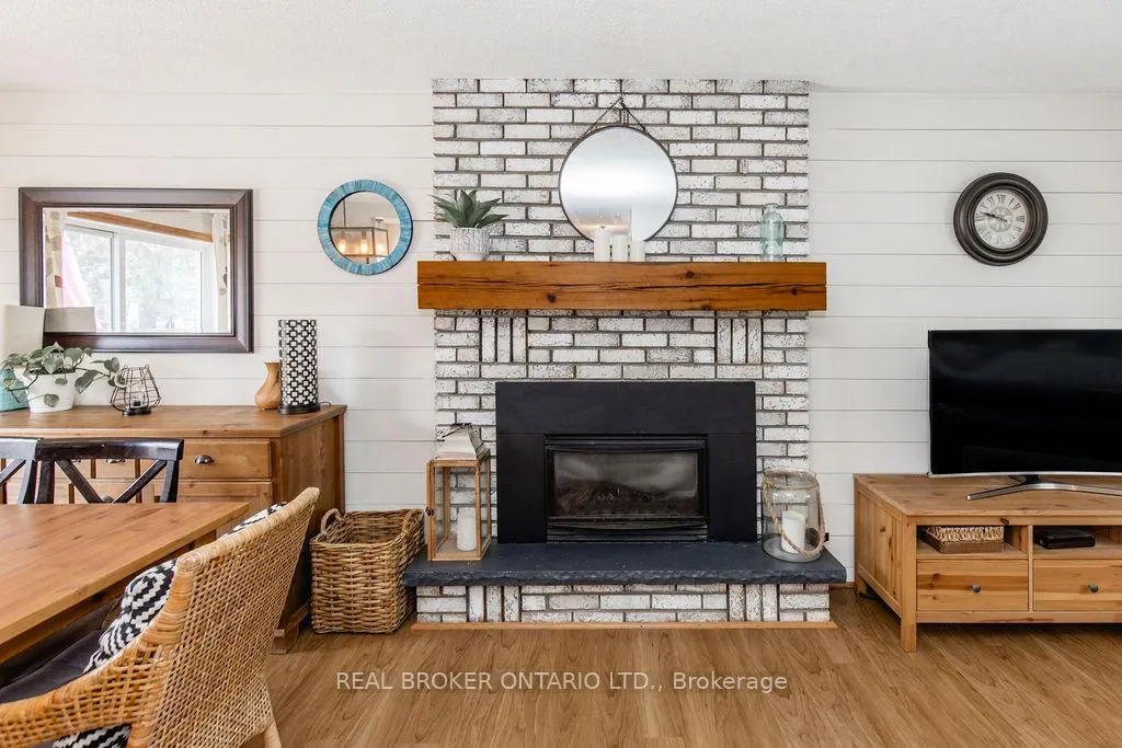 Photo 11 of 12 Alexander Street, Springwater, Anten Mills — HOMEH