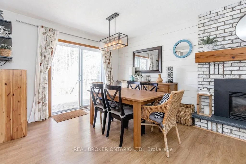 Photo 13 of 12 Alexander Street, Springwater, Anten Mills — HOMEH