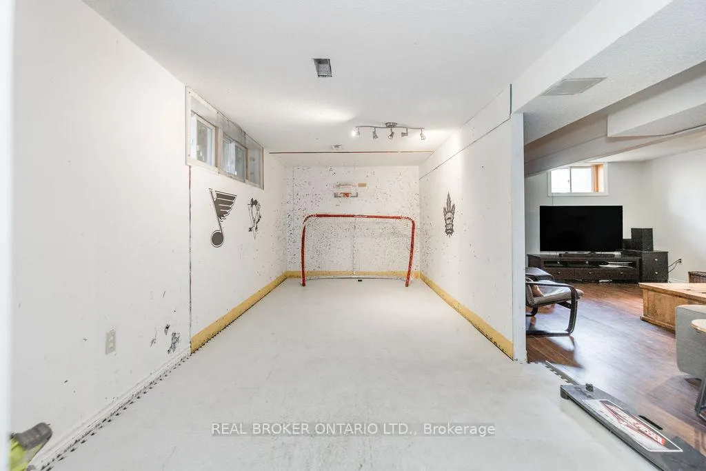Photo 30 of 12 Alexander Street, Springwater, Anten Mills — HOMEH