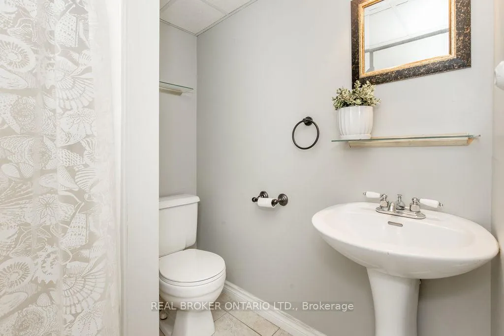 Photo 37 of 12 Alexander Street, Springwater, Anten Mills — HOMEH