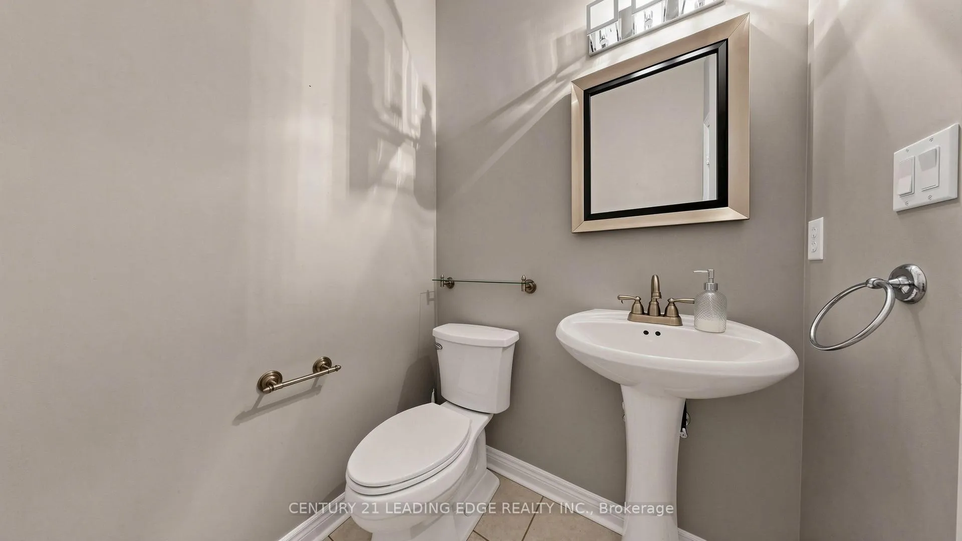 Photo 24 of 114 Albert Lewis Street, Markham, Cornell — HOMEH