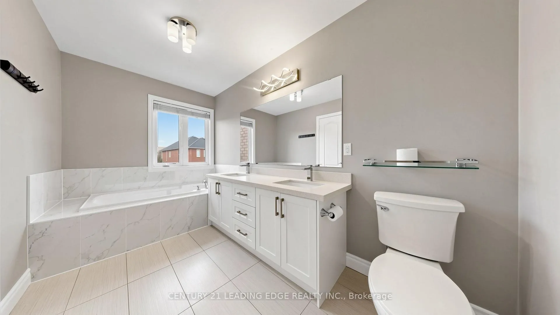 Photo 34 of 114 Albert Lewis Street, Markham, Cornell — HOMEH