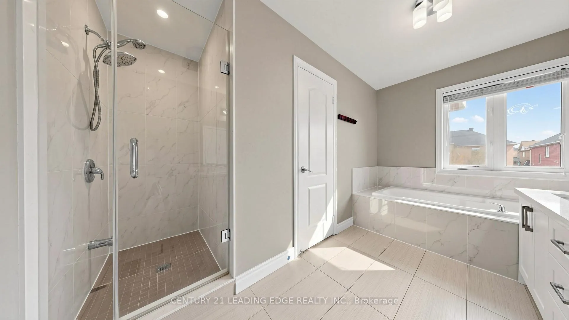 Photo 36 of 114 Albert Lewis Street, Markham, Cornell — HOMEH