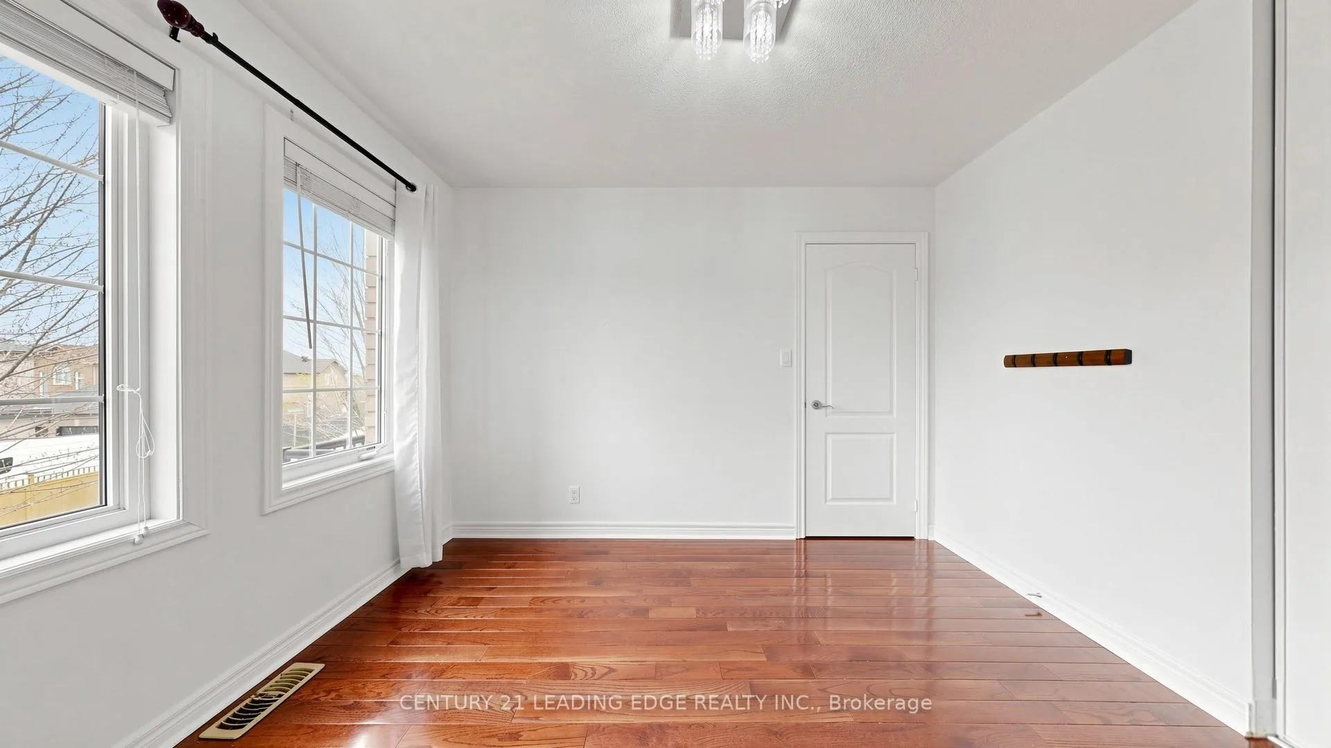 Photo 40 of 114 Albert Lewis Street, Markham, Cornell — HOMEH