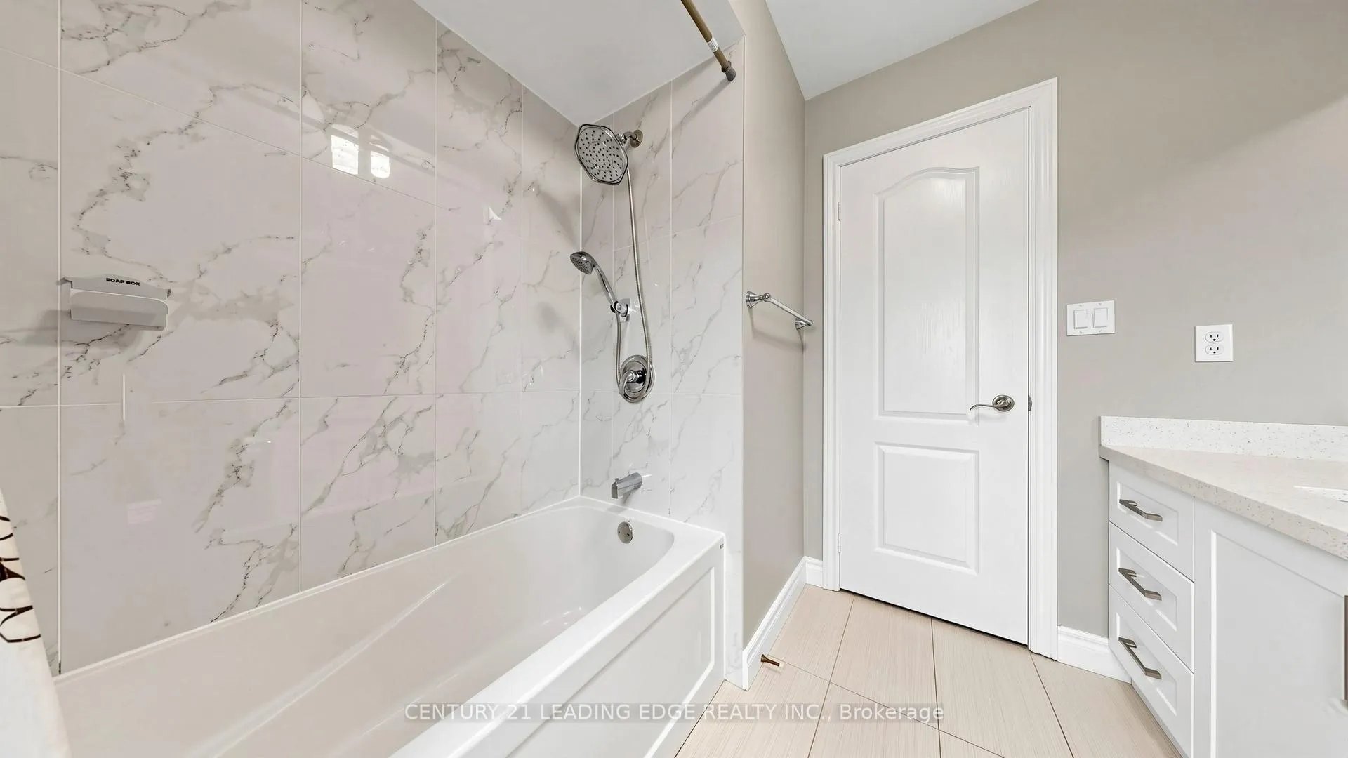 Photo 45 of 114 Albert Lewis Street, Markham, Cornell — HOMEH
