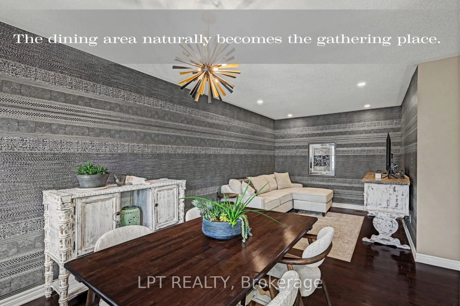 Photo 15 of 607 Meadowcreek Circle, Ottawa, Kanata - Emerald Meadows/Trailwest — HOMEH