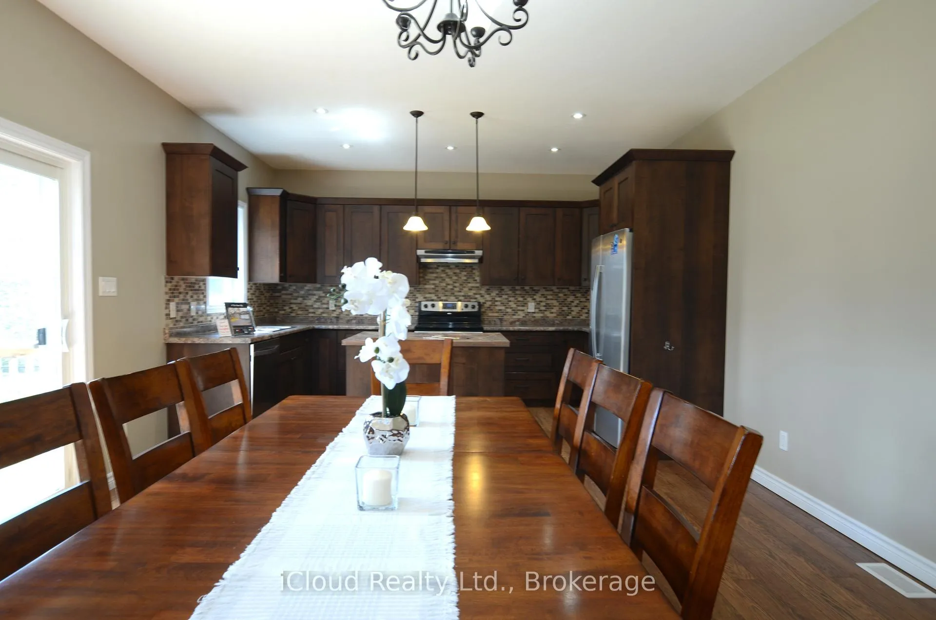 Photo 13 of 25 Rue Vanier, Tiny, Rural Tiny — HOMEH
