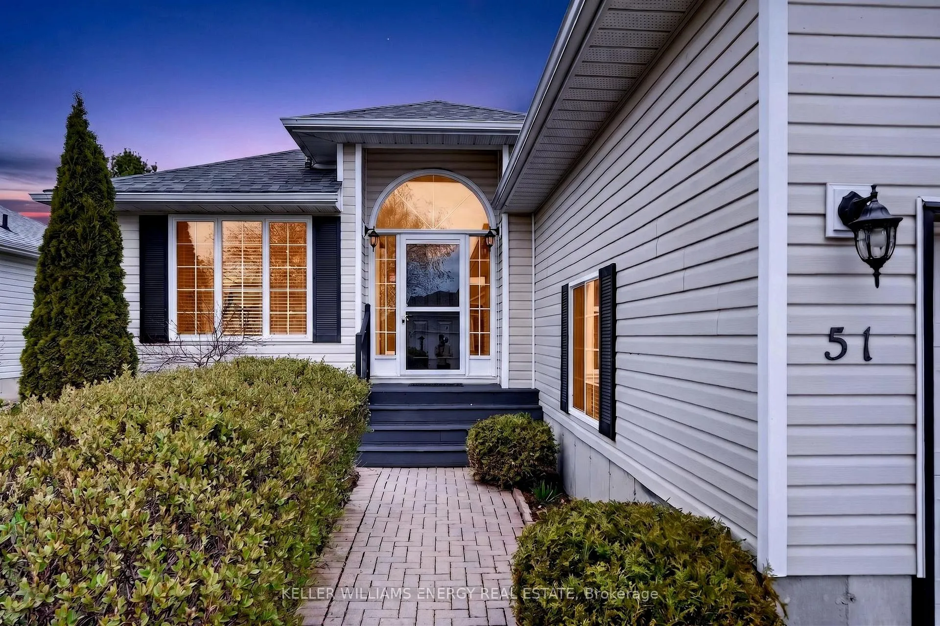 Photo 3 of 51 Elmdale Drive, Prince Edward County, Wellington Ward — HOMEH