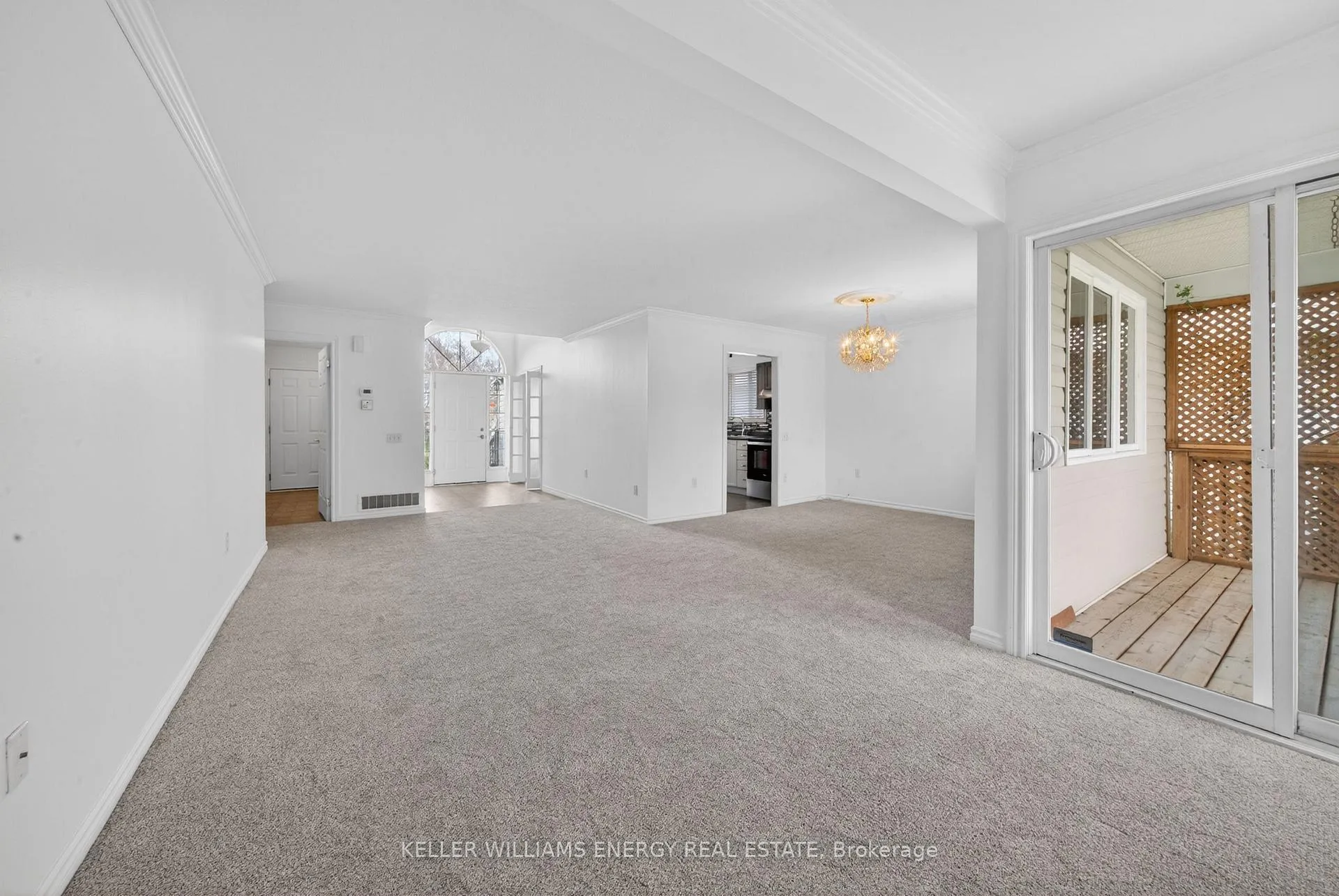 Photo 15 of 51 Elmdale Drive, Prince Edward County, Wellington Ward — HOMEH