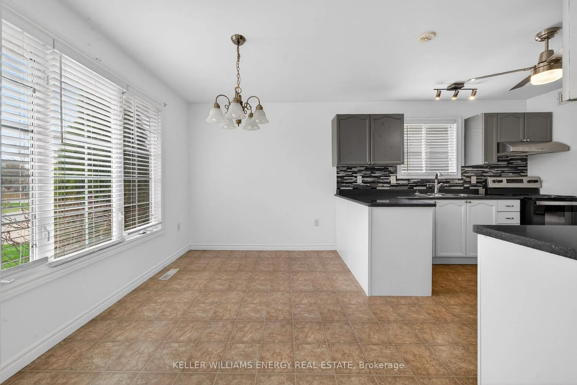 Photo 16 of 51 Elmdale Drive, Prince Edward County, Wellington Ward — HOMEH