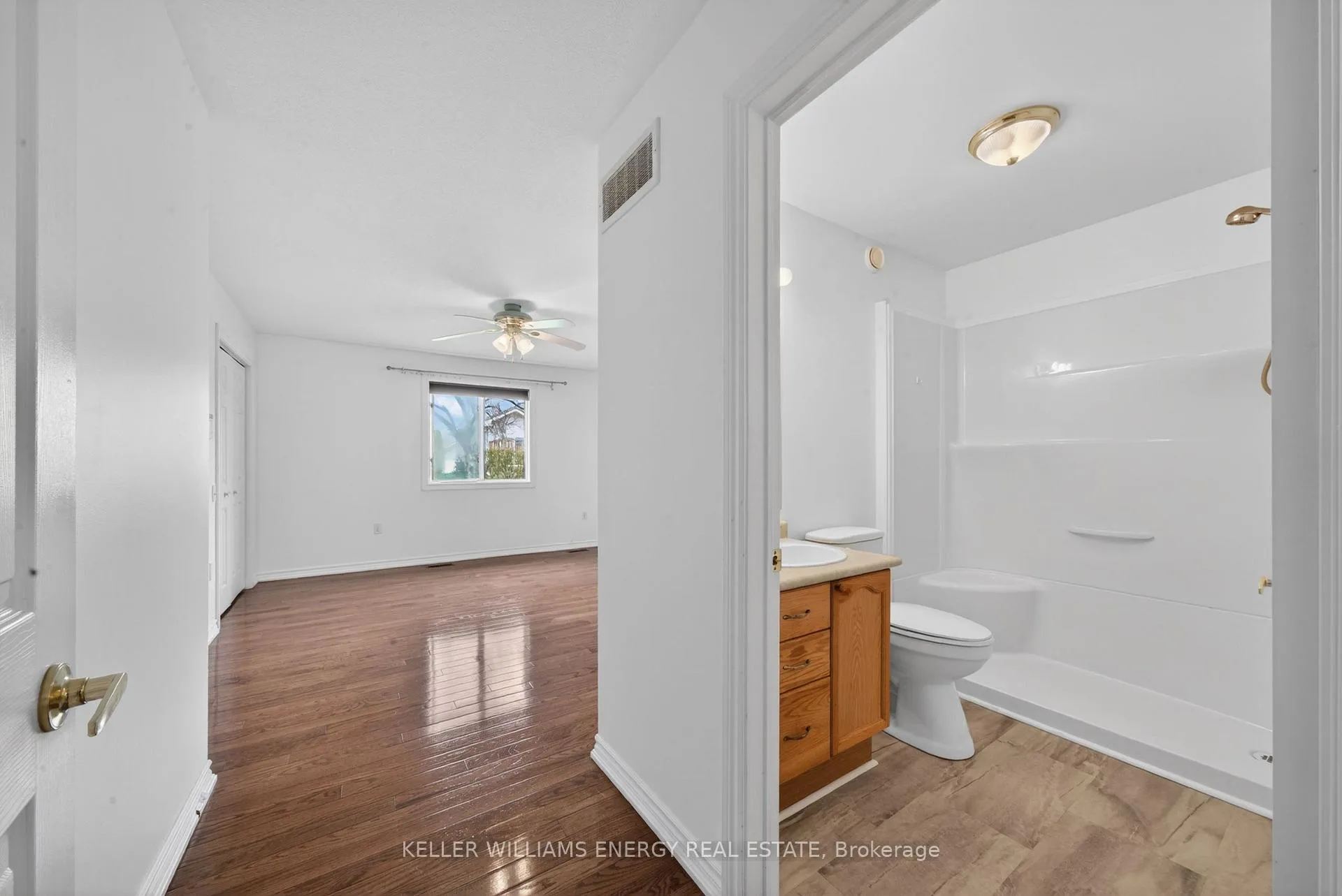 Photo 33 of 51 Elmdale Drive, Prince Edward County, Wellington Ward — HOMEH