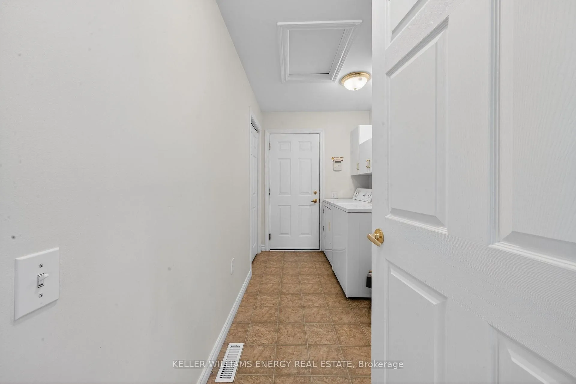 Photo 39 of 51 Elmdale Drive, Prince Edward County, Wellington Ward — HOMEH