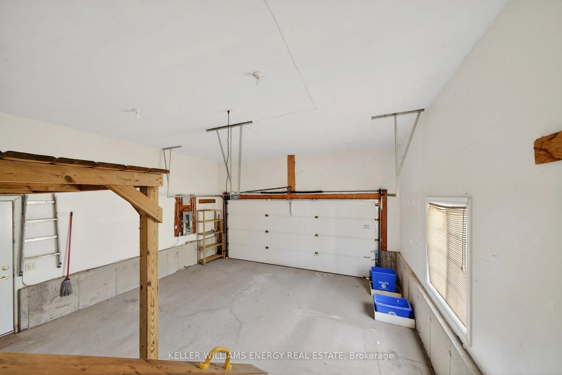 Photo 41 of 51 Elmdale Drive, Prince Edward County, Wellington Ward — HOMEH