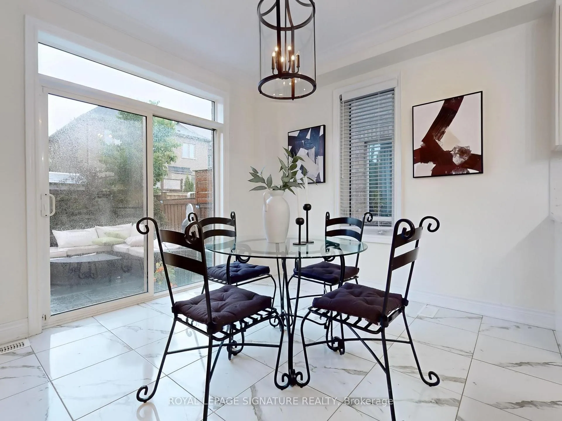 Photo 16 of 46 Kincardine Street, Vaughan, Kleinburg — HOMEH