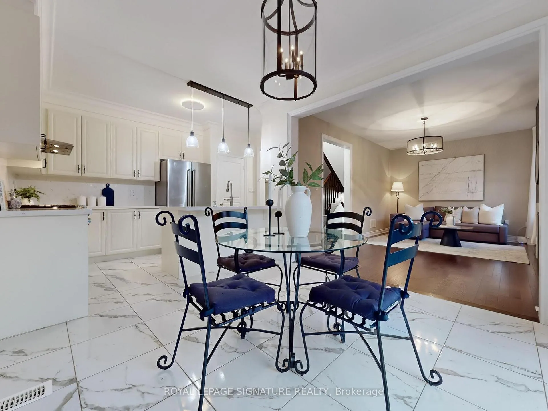 Photo 17 of 46 Kincardine Street, Vaughan, Kleinburg — HOMEH