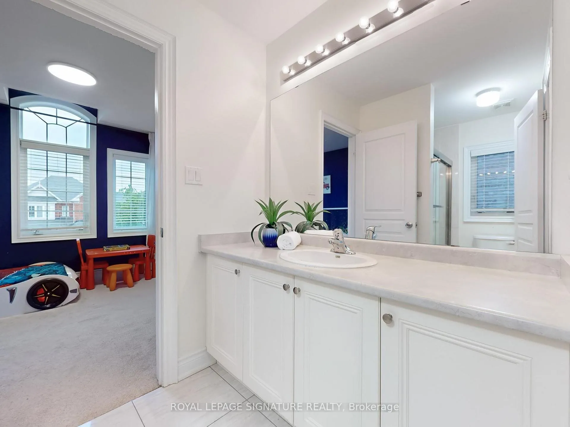Photo 33 of 46 Kincardine Street, Vaughan, Kleinburg — HOMEH