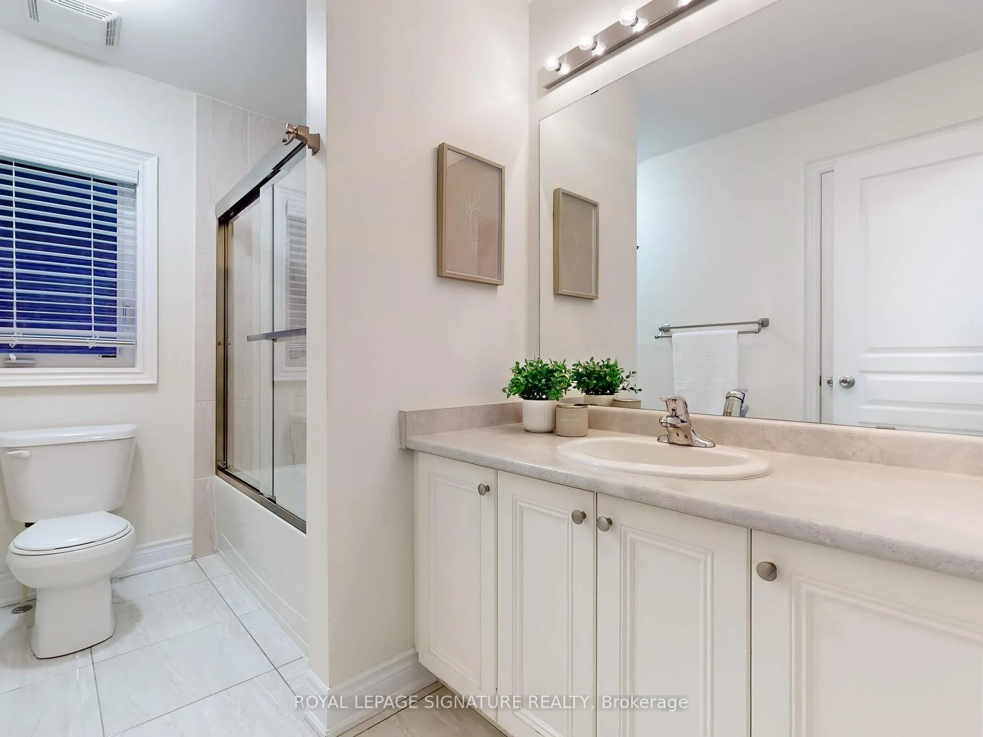 Photo 39 of 46 Kincardine Street, Vaughan, Kleinburg — HOMEH