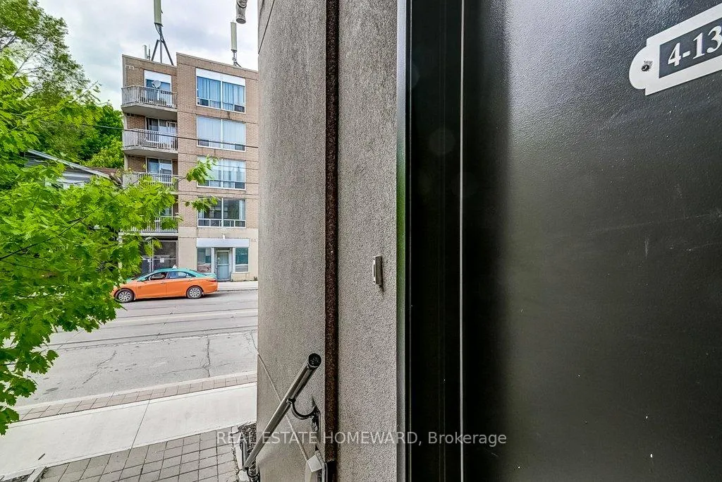 Photo 6 of Unit 4, 1321 Gerrard Street E, Toronto, Greenwood-Coxwell — HOMEH