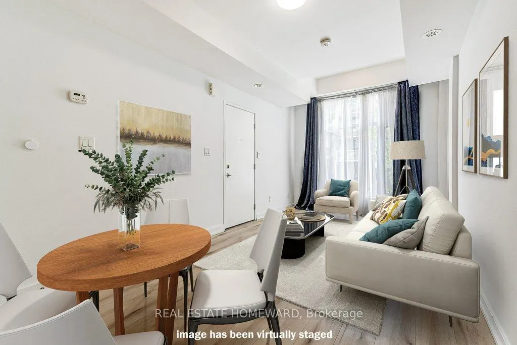 Photo 8 of Unit 4, 1321 Gerrard Street E, Toronto, Greenwood-Coxwell — HOMEH