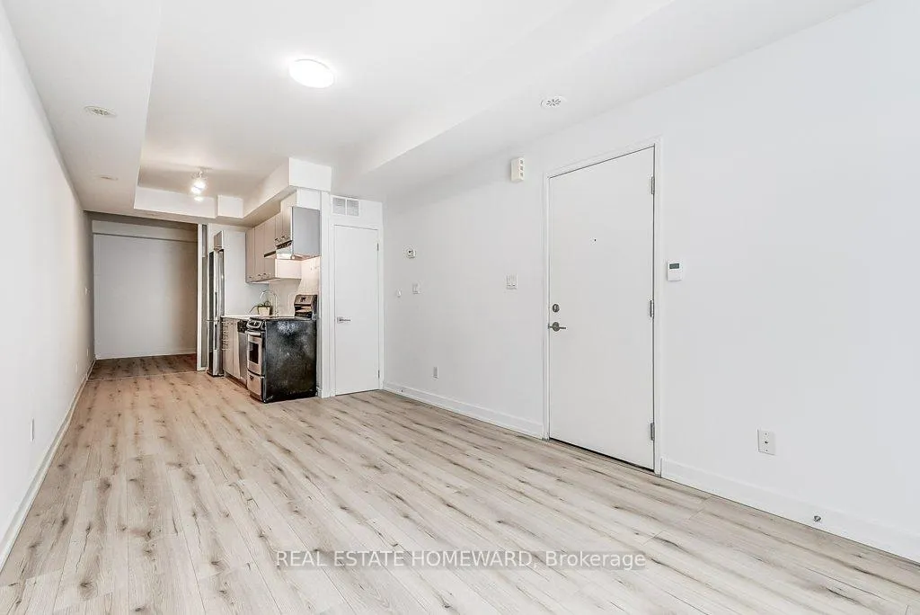 Photo 13 of Unit 4, 1321 Gerrard Street E, Toronto, Greenwood-Coxwell — HOMEH