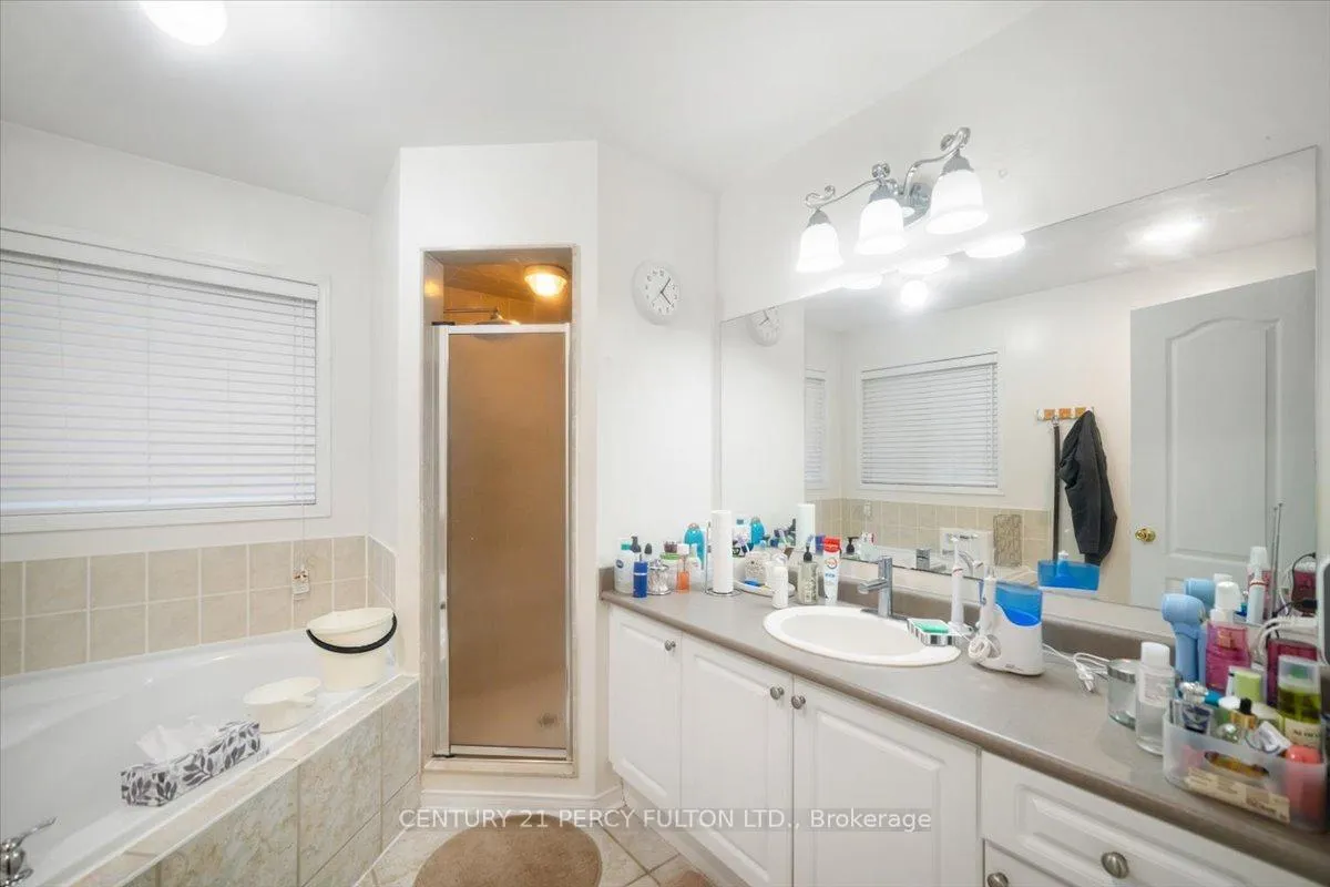 Photo 20 of 8 Boulderbrook Drive, Scarborough, Rouge — HOMEH