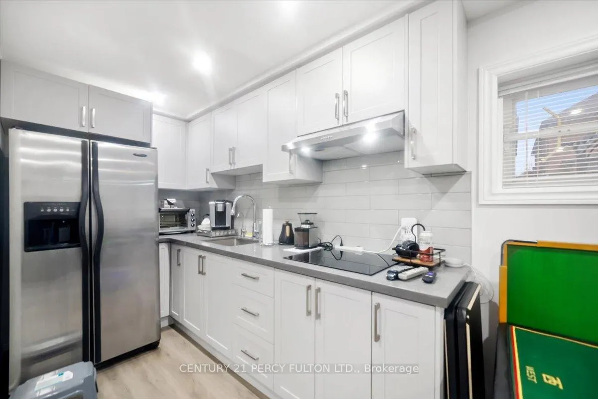 Photo 32 of 8 Boulderbrook Drive, Scarborough, Rouge — HOMEH