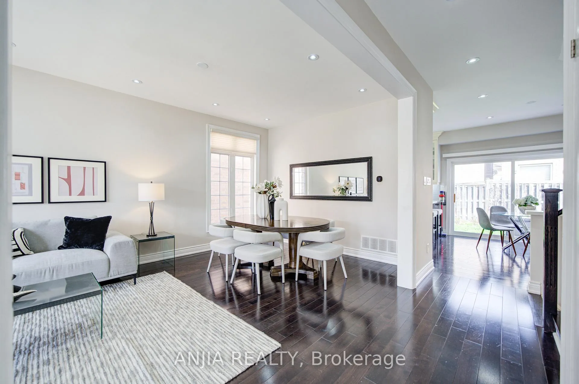 Photo 5 of 87 Lampton Crescent, Markham, Wismer — HOMEH