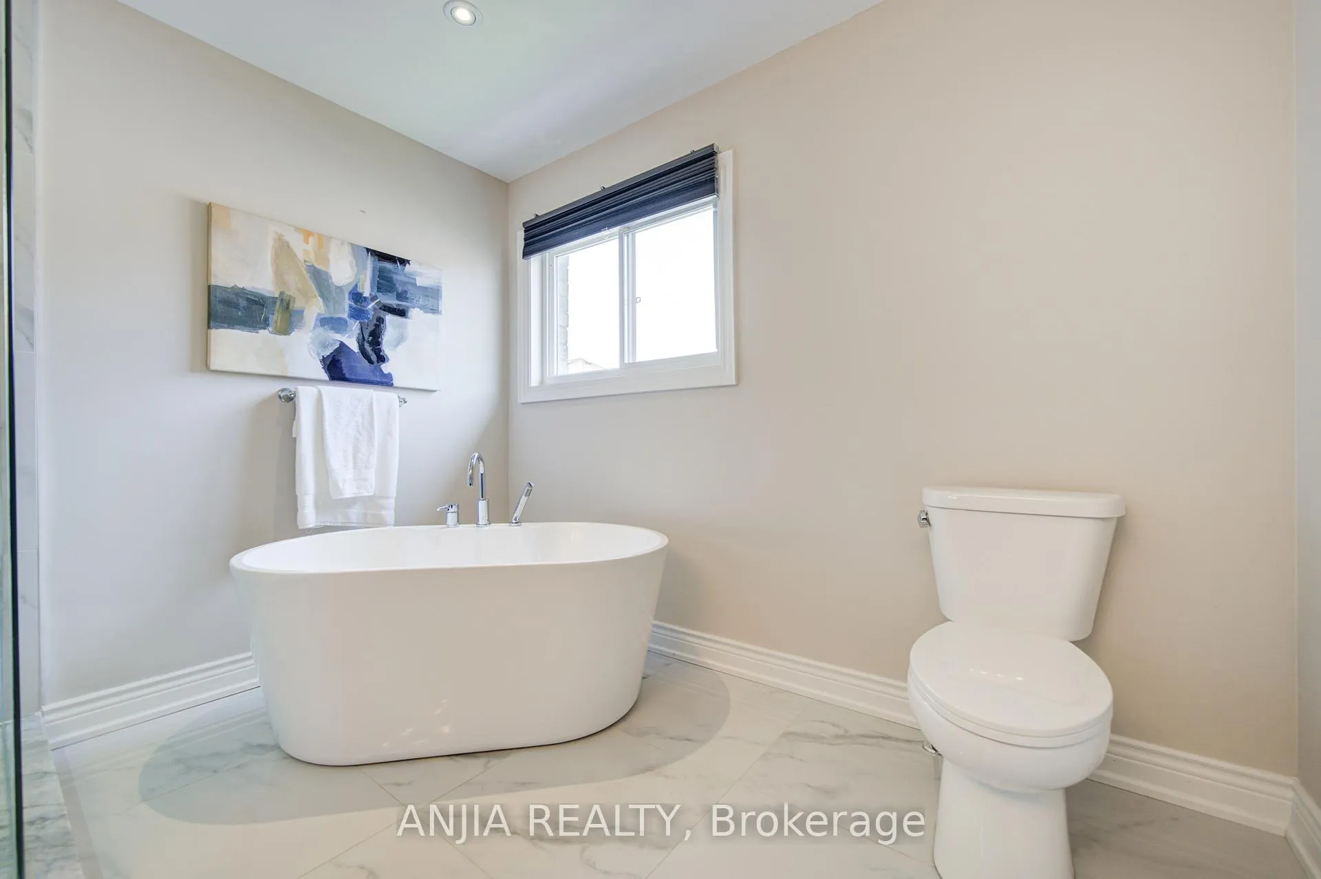 Photo 37 of 87 Lampton Crescent, Markham, Wismer — HOMEH